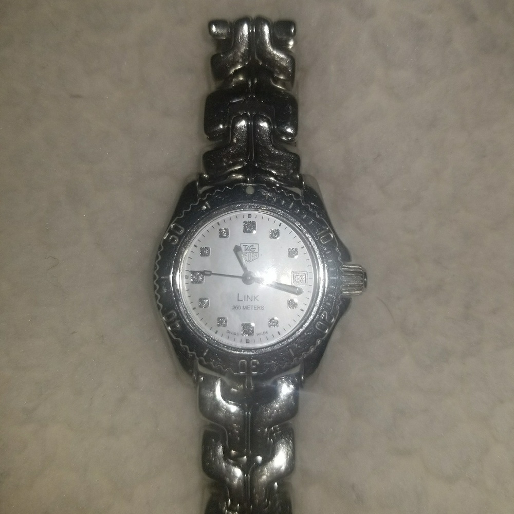 AUTHENTIC TAG WATCH LINK